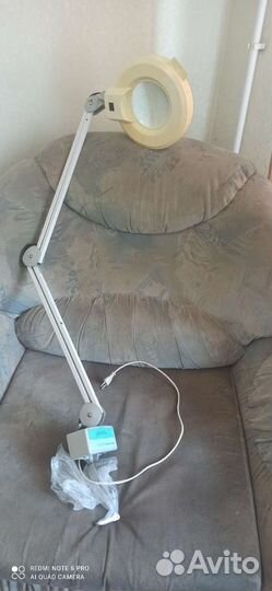 Косметологическая лампа- лупа