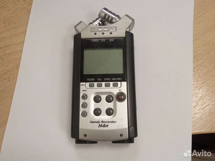 Рекордер Zoom H4n