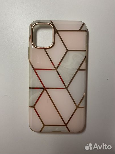 Чехол на iPhone 11