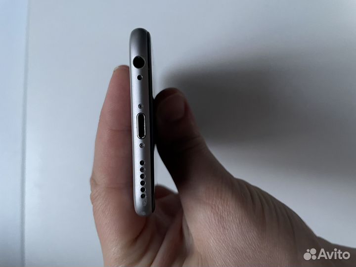 iPhone 6S, 32 ГБ
