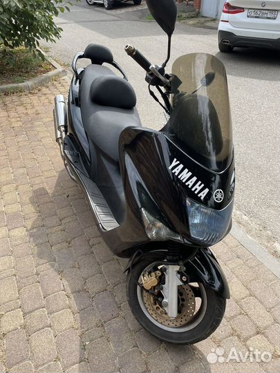 Yamaha Majesty 125FI