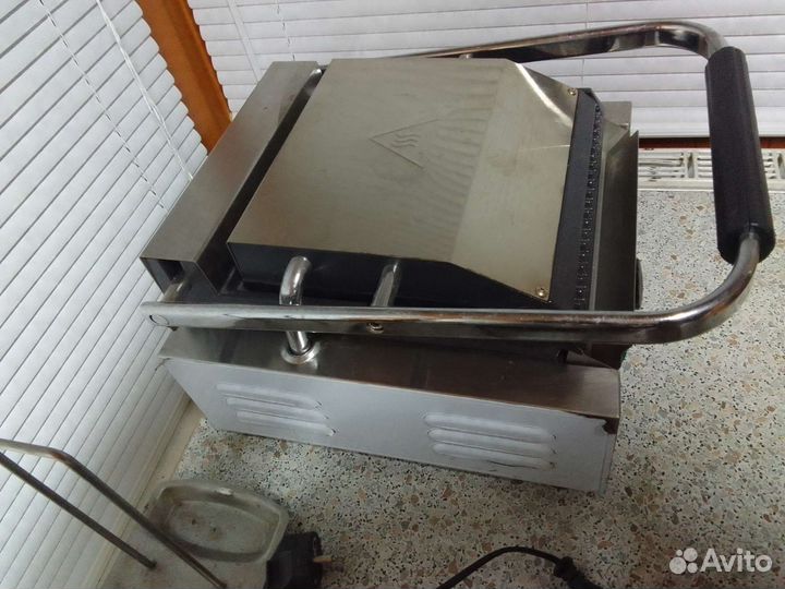 Гриль контактный бу