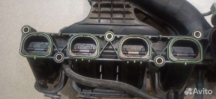Впускной коллектор в сборе LF17