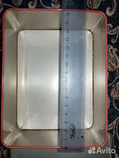 Жестяная коробка 40-60-х годов Swift's Borax Soap