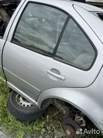 Фольцваген джетта двери