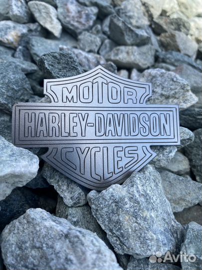 Лазерная резка, гравировка на металле