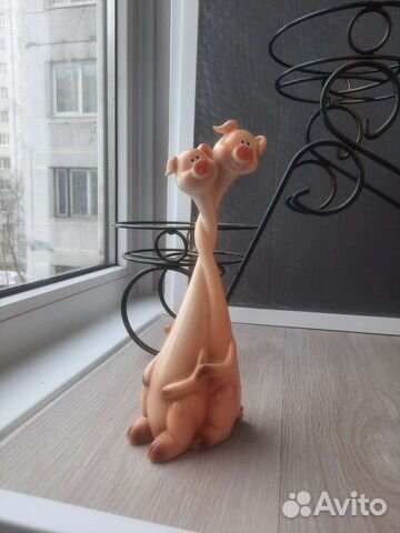 Свинки фигурка
