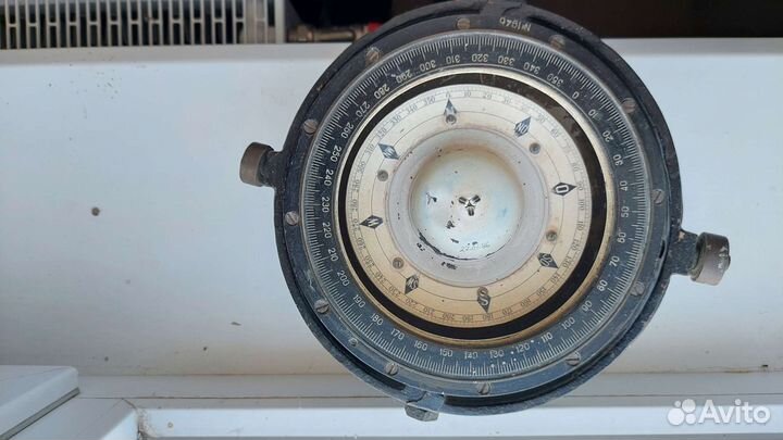 Компас морской шлюпочный