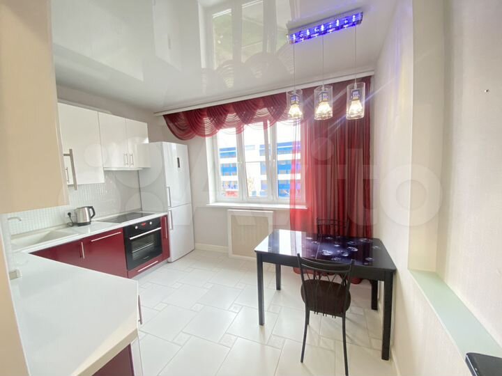 1-к. квартира, 52 м², 3/16 эт.