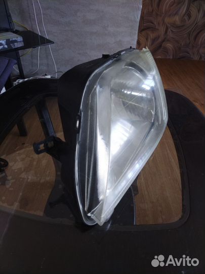 Фара левая Logan I