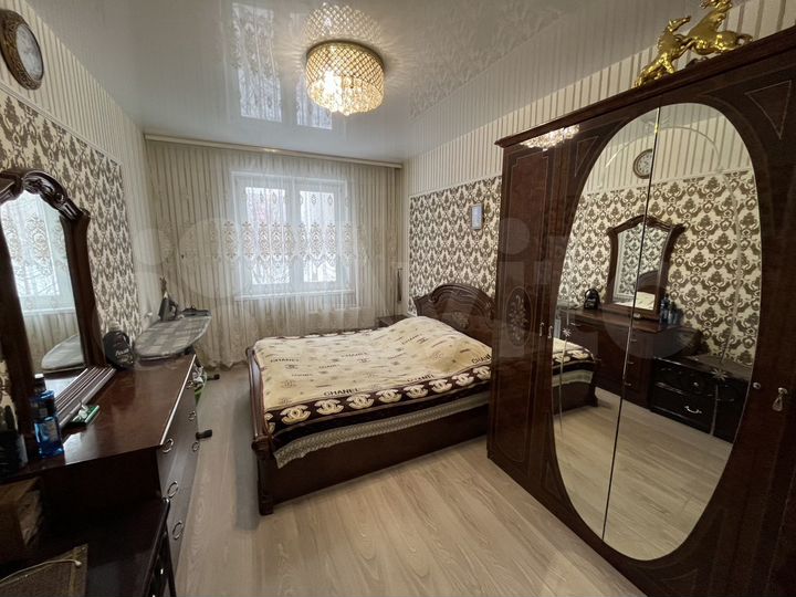 4-к. квартира, 84 м², 3/10 эт.