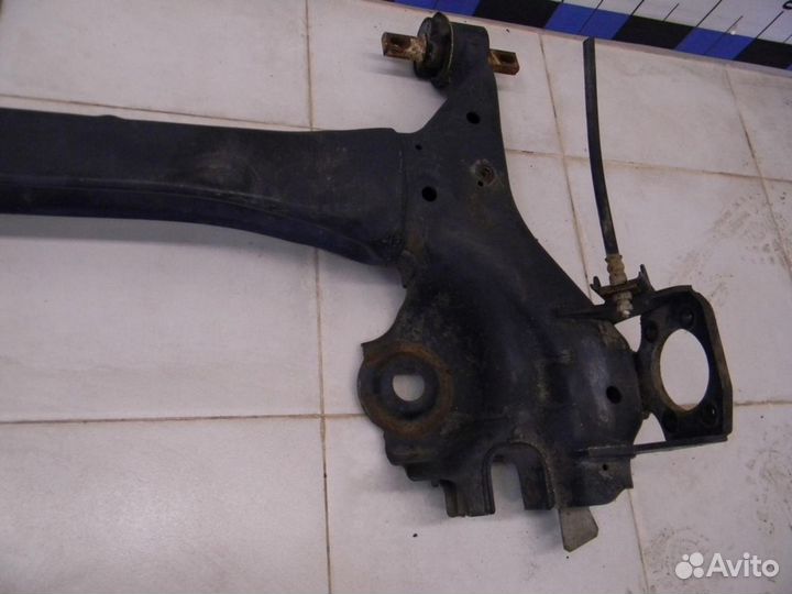 Балка задняя Colt (Z3) 2004-2012