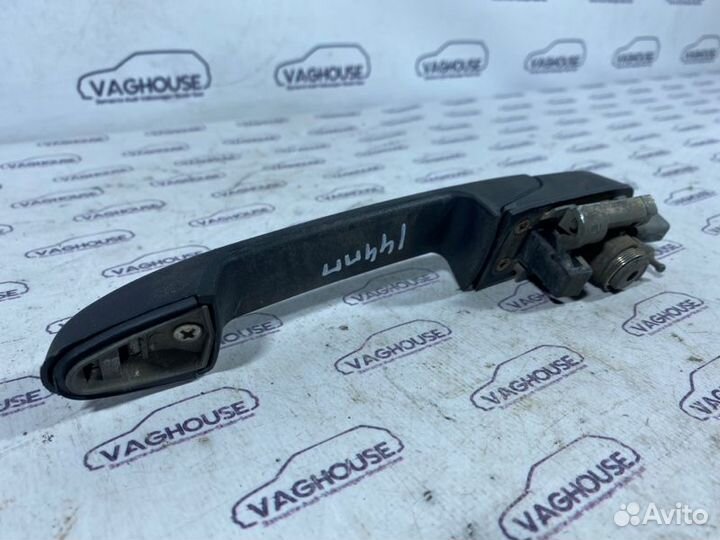 Ручка двери внешняя передняя правая LADA Kalina