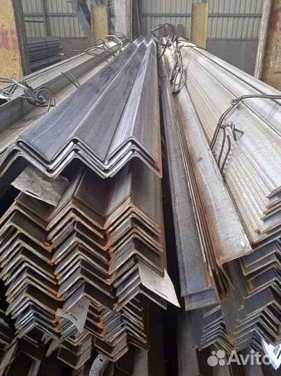 Стальные уголки