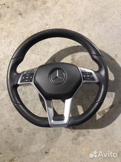 Руль с мультимедией Mercedes-Benz W204 рестайлинг