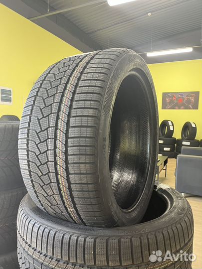Continental ContiWinterContact TS 860S 245/35 R20 и 275/30 R20