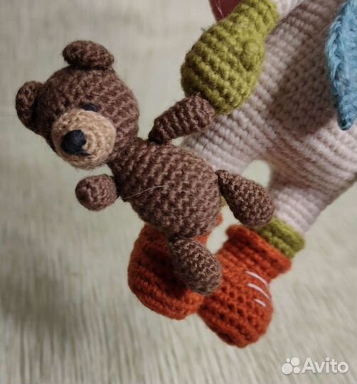 Игрушка крючком Снеговик