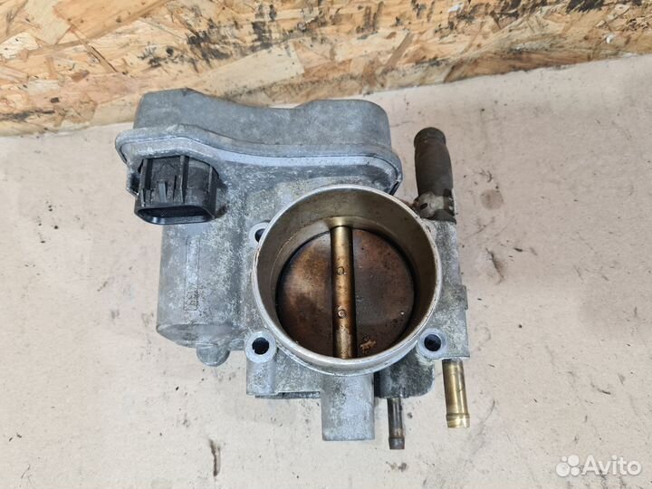 Дроссельная заслонка 1.8 л. Opel Astra H Z18XE