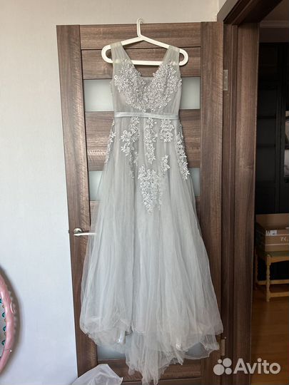 Вечернее платье 44