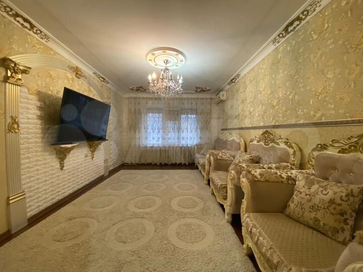 3-к. квартира, 72 м², 9/9 эт.