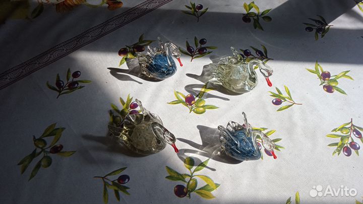 Статуэтки лебеди стекло СССР