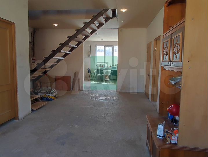 Дом 170 м² на участке 4,7 сот.