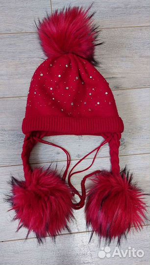 Шапка с помпоном