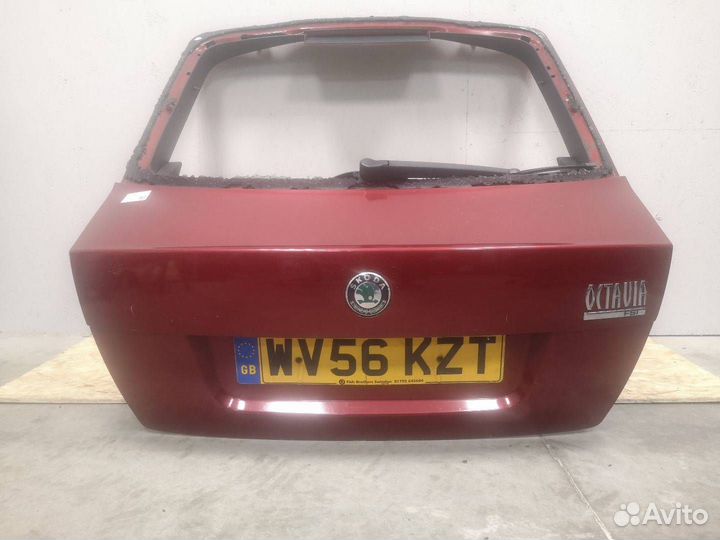 Крышка багажника Skoda Octavia 2 (A5)
