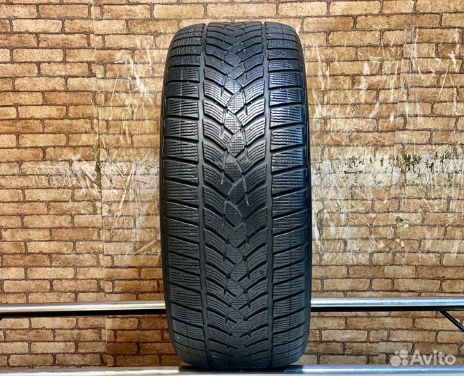 Goodyear UltraGrip Performance Gen-1 275/45 R21