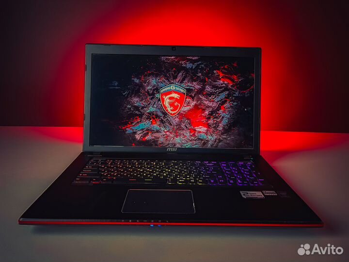 Игровой ноутбук MSI /GTX 1050 + i7