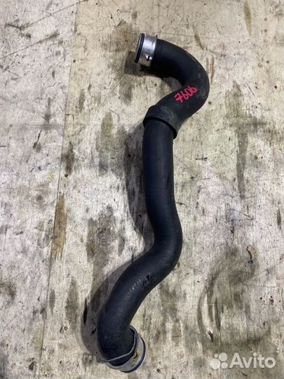 Патрубок радиатора Mercedes-Benz C-Class W203