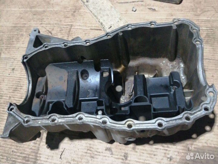Картер поддон Renault Megan 2, K4M812