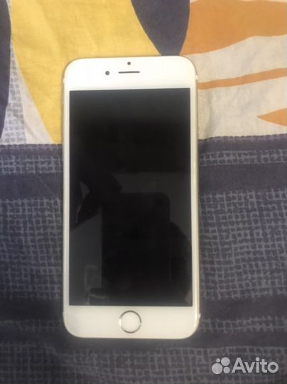Телефон iPhone 6s