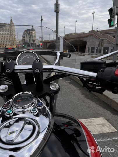 Мотоцикл Triumph speedmaster bonneville