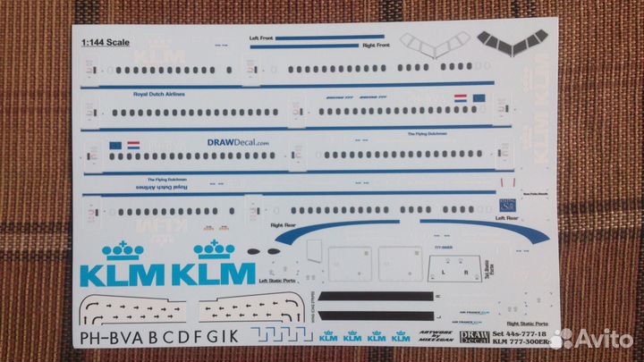Модели Boeing-777 300ER 1/144 Звезда + доп декали