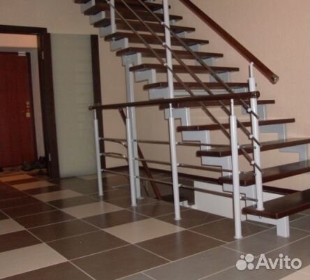 Сварной Каркас Лестницы под Обшивку на Второй Этаж