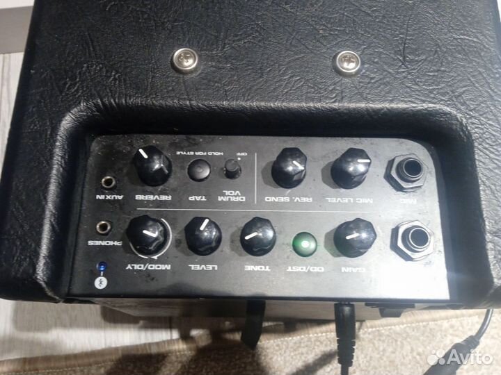 Гитарный комбоусилитель