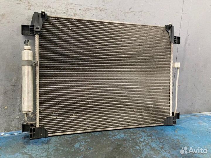Радиатор кондиционера Infiniti M Y51