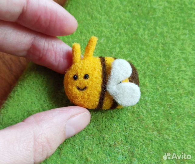 Броши ручной работы