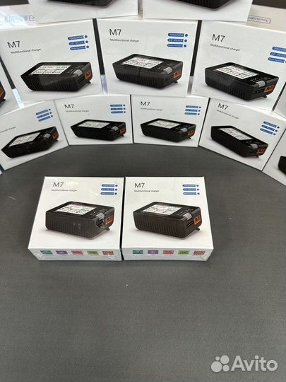 Зарядное устройство ToolkitRC M7