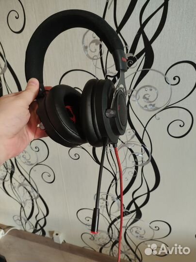 Игровые наушники с микрофоном Redragon aspis pro
