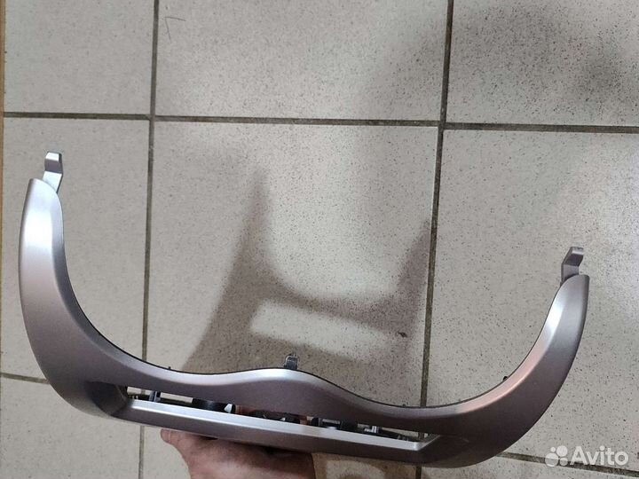 Рамка магнитолы Logan gen1 рестайл