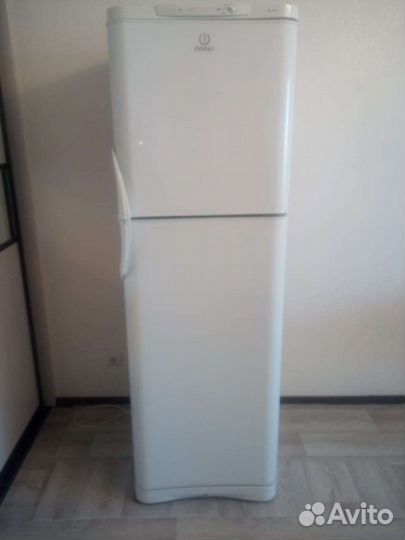 Холодильник как новый