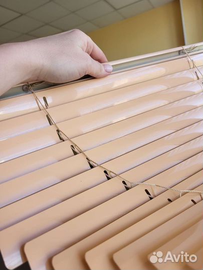 Жалюзи горизонтальные алюминиевые