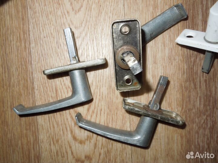 Ручка оконная