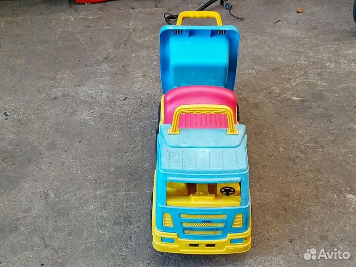 Детская машинка каталка