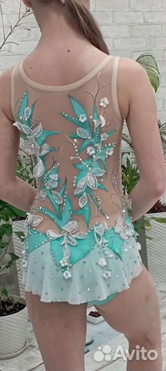 Костюм для художественной гимнастики размер 128