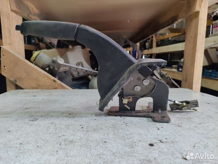 Рычаг ручного тормоза Hyundai sonata 4 EF