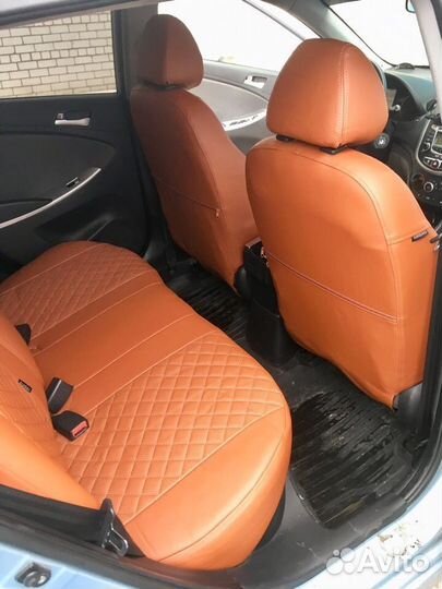 Автомобильные чехлы на Hyundai Solaris (2010-2017)