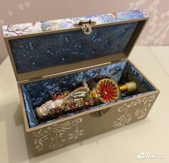 Короб для хранения верхушки для елки